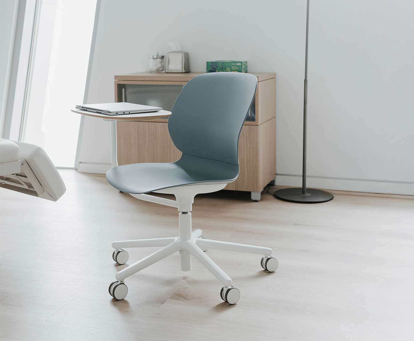 Maari Exam Stool