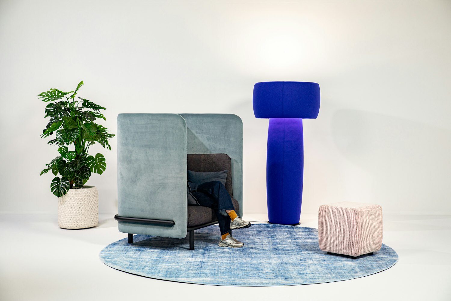 1717071851-ls_buzzishroom_buzzispark_buzziknit_pouf_square_078