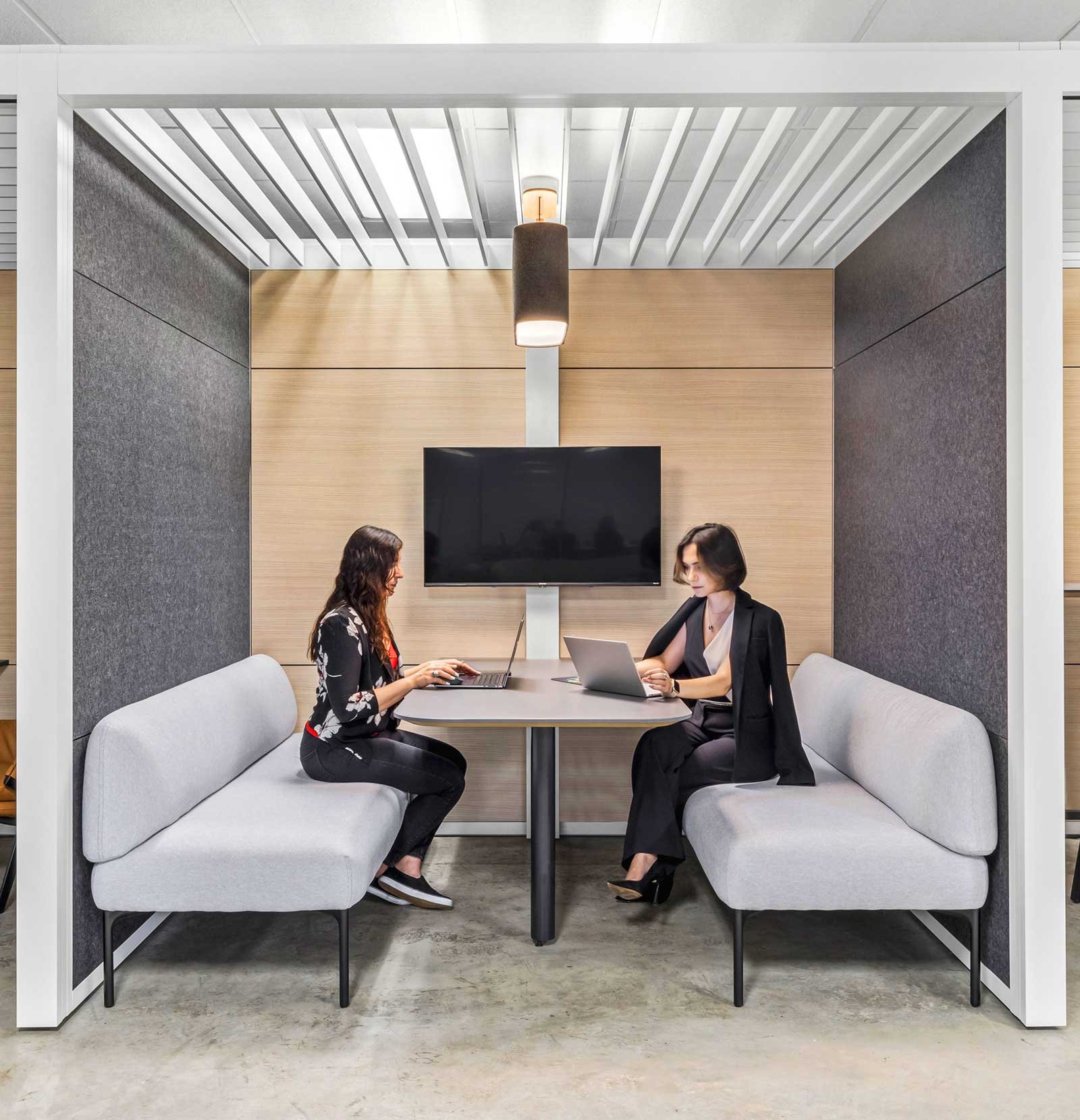 Creating Inspiring Meeting Rooms and Collaborative Workspaces